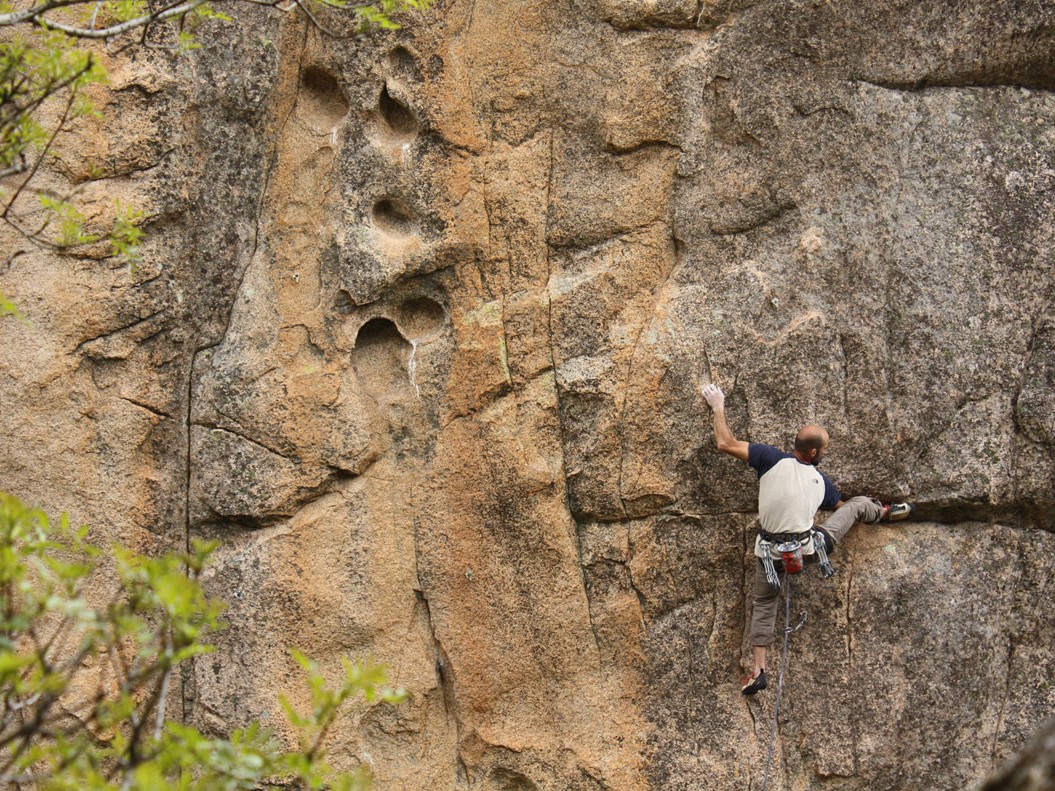 <p>Escalade Falaise</p> 